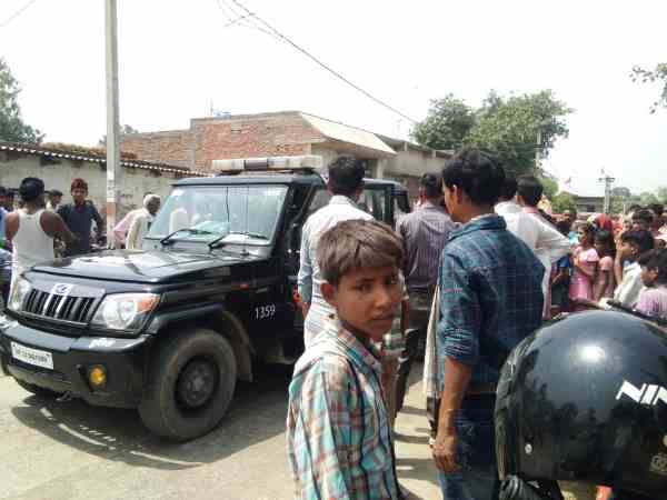 husband beaten to death in front of his wife husband beaten to death in front of his wife