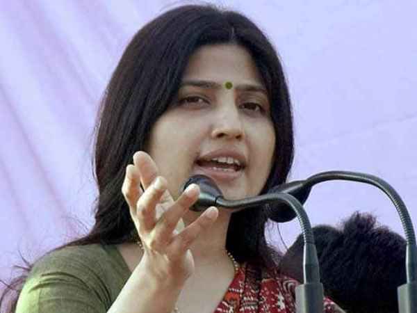 कन्नौज से डिंपल यादव आगे
