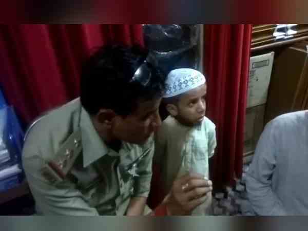 पुलिस ने की मदद