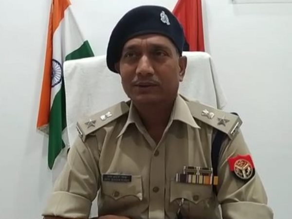 dalit people beaten by miscreants in etawah dalit people beaten by miscreants in etawah