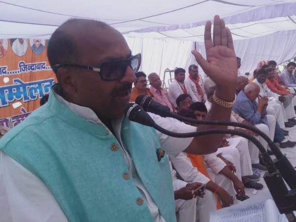 मायावती के करीबी थे फतेह बहादुर सिंह, 2017 में बीजेपी से बने विधायक