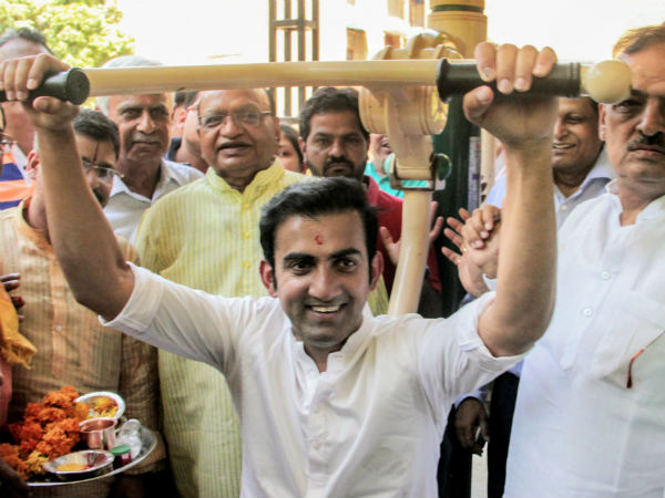 सत्य बोलना आसान है-गौतम गंभीर