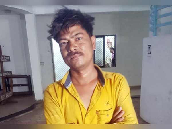 pregnant woman brutally beaten by her husband in Gujarat pregnant woman brutally beaten by her husband in Gujarat