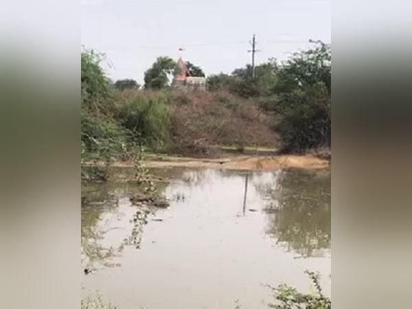 किसानों की फसलों को पहुंचा नुकसान