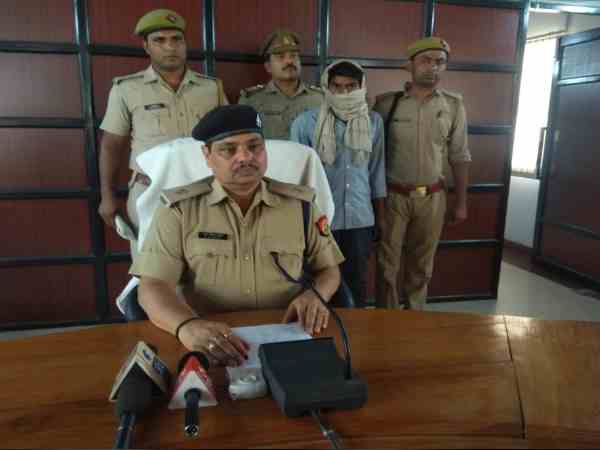 पुलिस ने किया मर्डर का खुलासा
