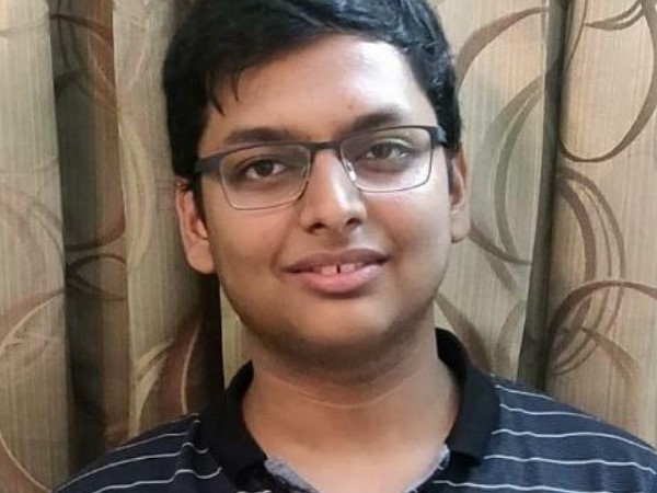 देवांग कुमार अग्रवाल आगे चलकर कम्प्यूटर इंजीनियर बनना चाहते हैं