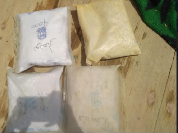 Two pakistani arrested at kutch border with drugs Two pakistani arrested at kutch border with drugs