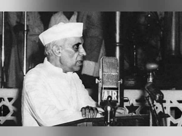 फूलपुर से जीतकर नेहरु बने थे पहले प्रधानमंत्री