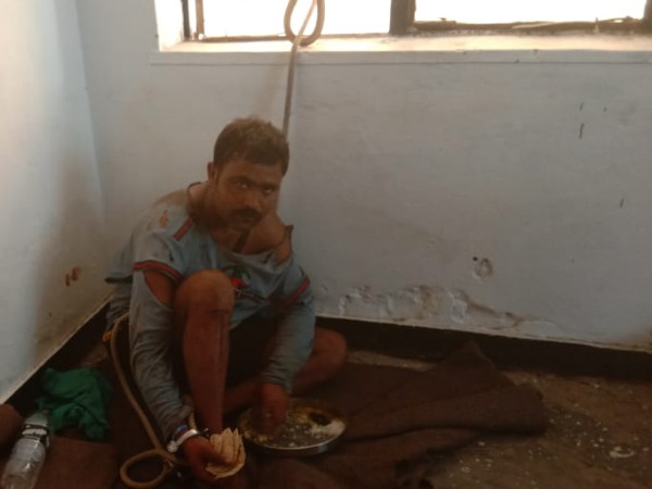 history sheeter criminal run away from police custody in jaunpur history sheeter criminal run away from police custody in jaunpur