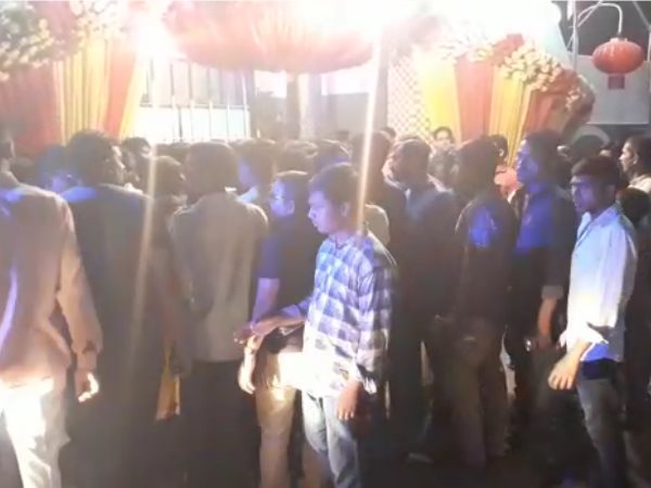 पुलिस ने दूल्हे को लिया हिरासत में