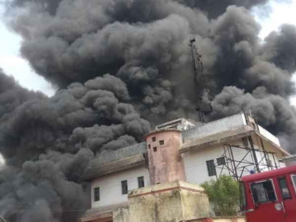 Fire broke out in a BSNL tower Fire broke out in a BSNL tower