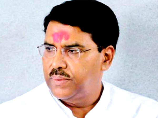 नतीजों से ठीक पहले NCP को झटका, MLA जयदत्त क्षीरसागर ने दिया इस्तीफा, शिवसेना में होंगे शामिल नतीजों से ठीक पहले NCP को झटका, MLA जयदत्त क्षीरसागर ने दिया इस्तीफा, शिवसेना में होंगे शामिल