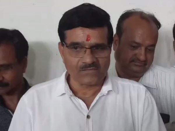 बच्चे को आए चक्कर ने दिए बीमारियों के संकेत