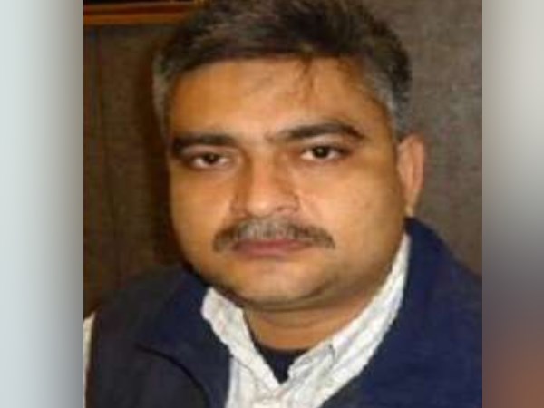 man claims Compensation of 15 crore on up government man claims Compensation of 15 crore on up government