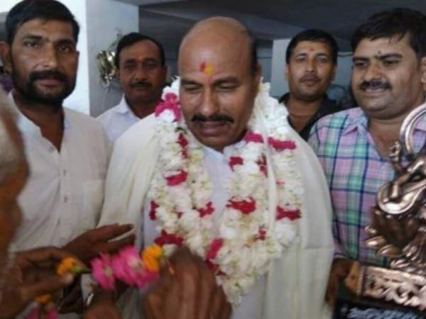 टीकमगढ़ में वीरेन्द्र खटीक- किरण अहिरवार में मुकाबला