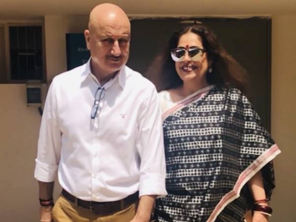 किरण खेर और पवन कुमार बंसल के बीच में टक्कर