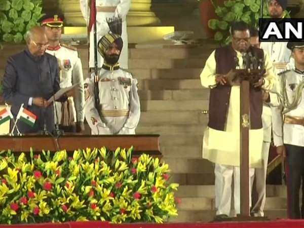 फग्गन सिंह कुलस्ते को भी राष्ट्रपति ने टोका