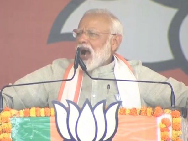 आतंकियों के मारे जाने पर कुछ लोग परेशान क्यों?-मोदी