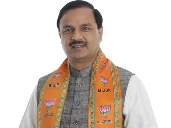 उषा ठाकुर को महेश शर्मा ने बताया था बड़ी बहन
