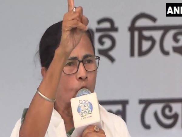 Mamata Banerjee challenge PM Modi, If you are lying then you 100 Sit-Ups While Holding Ears Mamata Banerjee challenge PM Modi, If you are lying then you 100 Sit-Ups While Holding Ears