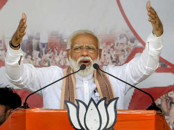 मोदी-बीजेपी के निशाने पर हैं राजीव गांधी