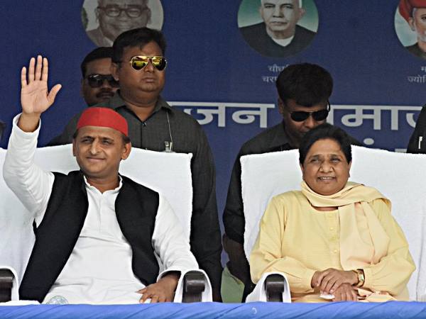आजमगढ़ में बोलीं मायावती- अखिलेश नहीं, ये समझना तुम्हारी बहनजी है कैंडिडेट आजमगढ़ में बोलीं मायावती- अखिलेश नहीं, ये समझना तुम्हारी बहनजी है कैंडिडेट