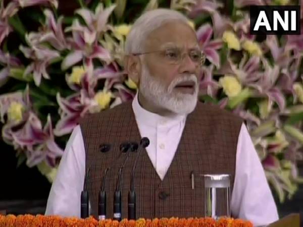 'मैं भी आपमें से एक हूं। आपके बराबर हूं'