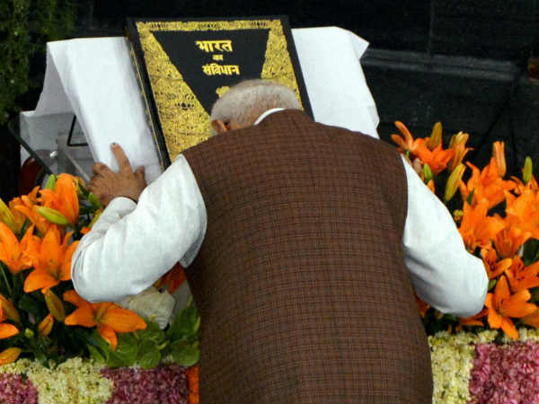 घर और समाज कल्याण पर फोकस