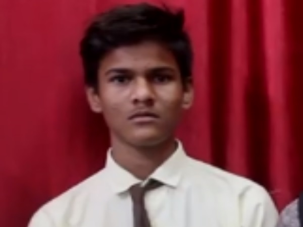 Sagar Watchman Son Aayushman top in MP board 10th result 2019 Sagar Watchman Son Aayushman top in MP board 10th result 2019