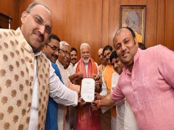 सुनील ओझा बोले- वोट तो मोदी के नाम पर मिला