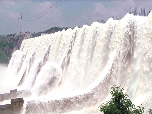 oxygen and sulfide standard bad in narmada dam water, Gujarat oxygen and sulfide standard bad in narmada dam water, Gujarat