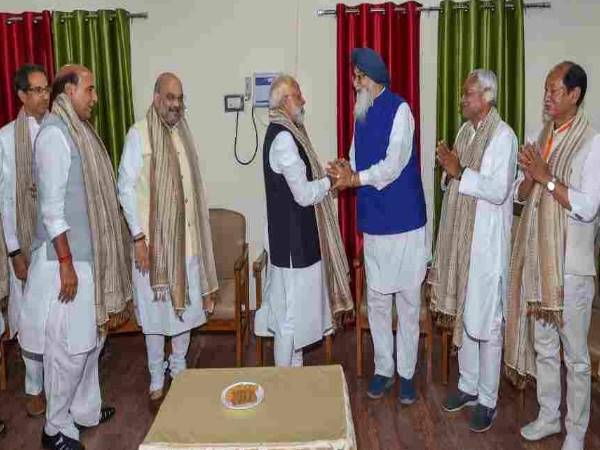 वोट प्रतिशत में भी एनडीए सबसे आगे