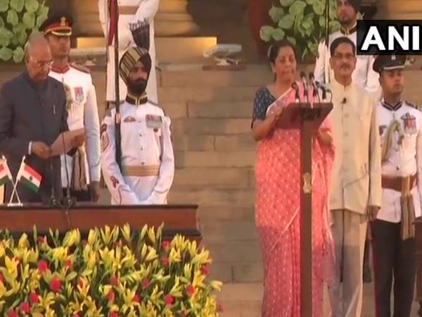 Cabinet Ministers of India 2019: Nirmala Sitharaman was first woman minister to take oath after four senior ministers Cabinet Ministers of India 2019: Nirmala Sitharaman was first woman minister to take oath after four senior ministers