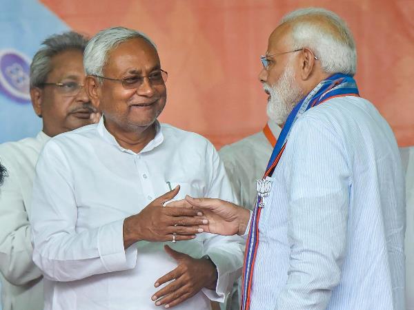 वोट बैंक कायम रखने की चिंता