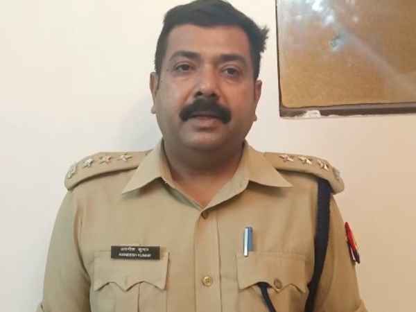 बुलंदशहर की रहने वाली है लड़की