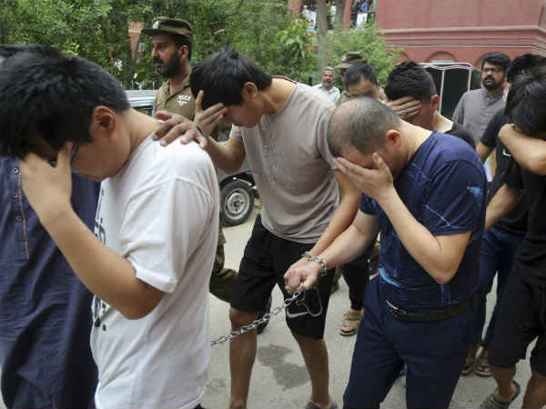 pakistan-women-chinese-men.jpg pakistan-women-chinese-men.jpg
