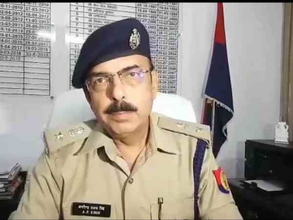लड़की को जिंदा जलाया