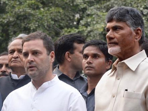सोनिया, राहुल और येचुरी से मिले नायडू