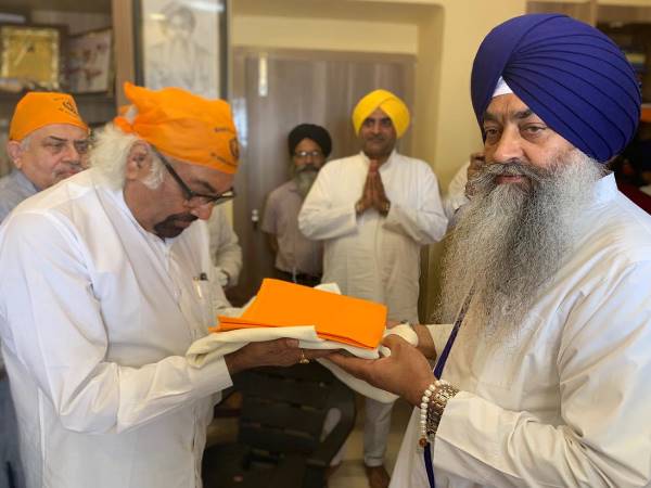Sam Pitroda tweets photos from Golden Temple After controversy remark on 1984 anti-Sikh riots Sam Pitroda tweets photos from Golden Temple After controversy remark on 1984 anti-Sikh riots