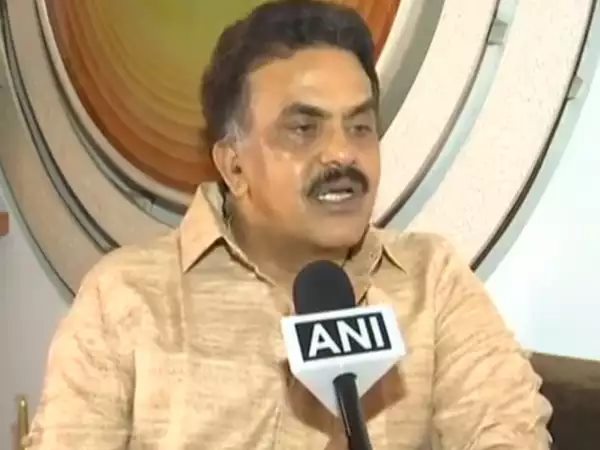 lok sabha elections 2019 EC issued notice to Congress leader Sanjay Nirupam for violation of Model Code of Conduct lok sabha elections 2019 EC issued notice to Congress leader Sanjay Nirupam for violation of Model Code of Conduct