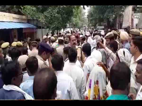 हत्या या एक्सीडेंट, पुलिस उलझी