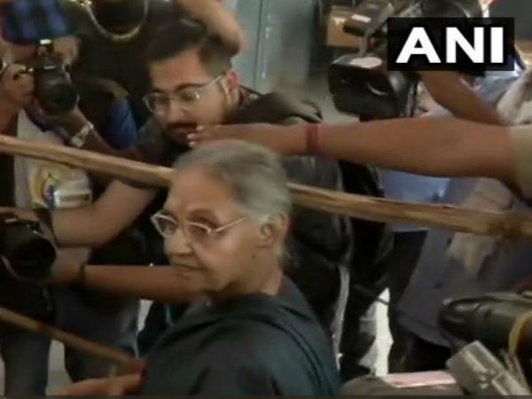 वोट डालने के बाद क्या कहा शीला दीक्षित ने