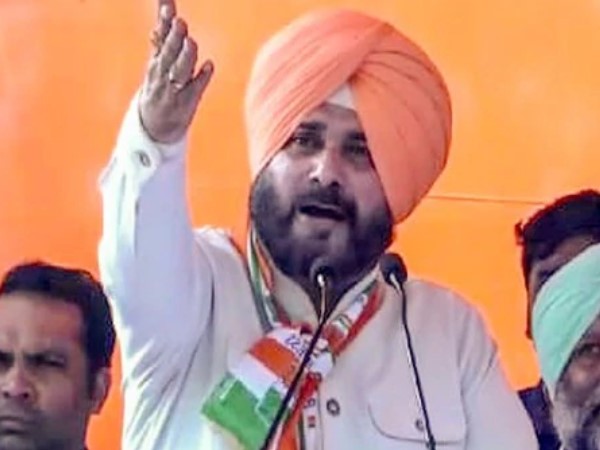 17 मई को दस चुनावी रैलियों में भाग लेंगे सिद्धू