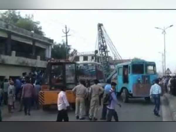 a overloaded truck killed a family at kanpur highway a overloaded truck killed a family at kanpur highway