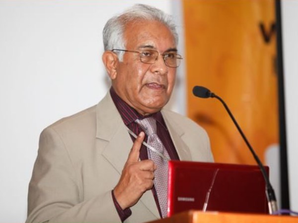 लक्ष्यदीप के प्रशासक रहे हबीबुल्ला बोले- राजीव गांधी पर झूठ बोल रहे मोदी लक्ष्यदीप के प्रशासक रहे हबीबुल्ला बोले- राजीव गांधी पर झूठ बोल रहे मोदी