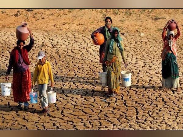 गुजरात में सूखाग्रस्त इलाकों में इस बार भी बारिश की संभावना कम