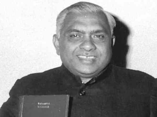 ललित नारायण मिश्र के घर पार्टी में आये थे राज कपूर