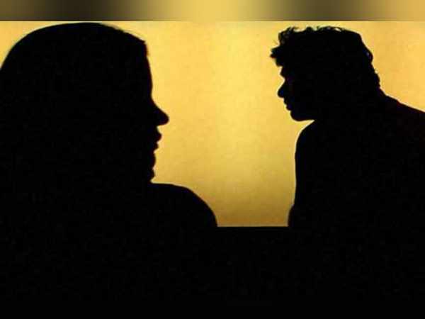 पति समेत 6 लोगों पर हुआ केस