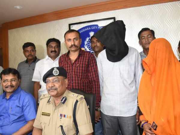 नशे में करता रहता था पत्नी से झगड़ा