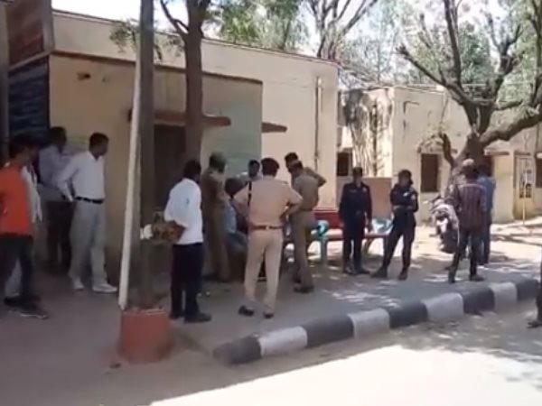 Women ate poison in Mahila police station Jhunjhunu Women ate poison in Mahila police station Jhunjhunu